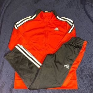 Kids Adidas Sweatsuit